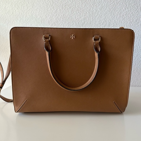 Tory Burch Handbags - Tory Burch Robinson Tote